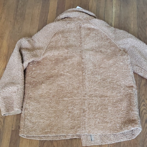 Coat - Picture 3 of 3